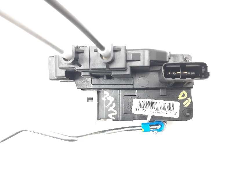 Recambio de cerradura puerta delantera derecha para hyundai i20 city s referencia OEM IAM 813201J030  