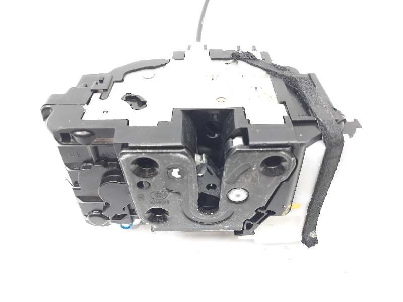 Recambio de cerradura puerta delantera derecha para hyundai i20 city s referencia OEM IAM 813201J030  