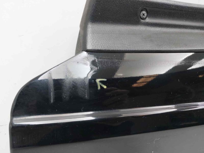 Recambio de porton trasero para land rover discovery v6 td se referencia OEM IAM   