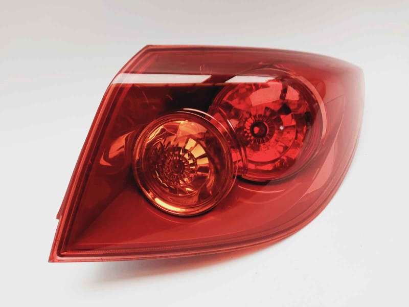 Recambio de piloto trasero derecho interior para mazda 3 berlina (bk) 1.6 crdt active referencia OEM IAM BP4K51160E  