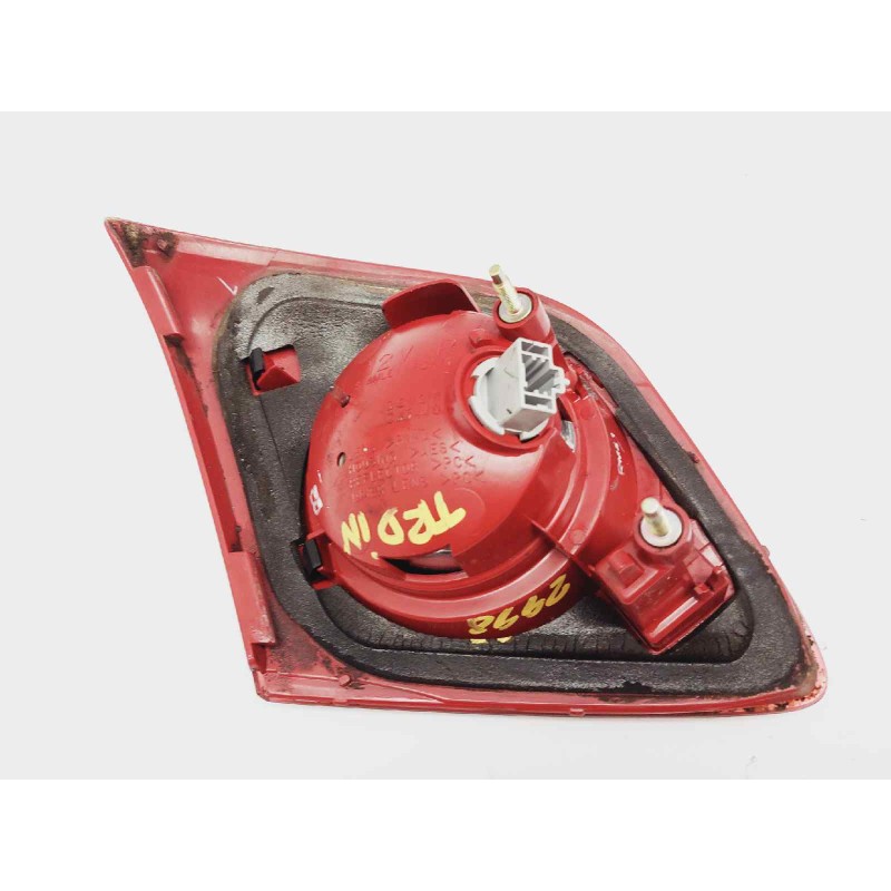 Recambio de piloto trasero derecho interior para mazda 3 berlina (bk) 1.6 crdt active referencia OEM IAM BP4K51160E  