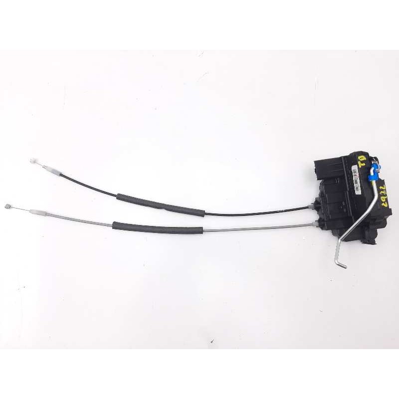 Recambio de cerradura puerta trasera derecha para hyundai i20 city s referencia OEM IAM 814201J520  