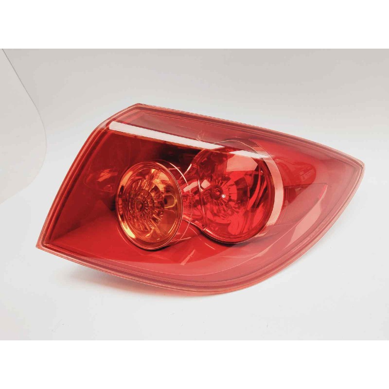 Recambio de piloto trasero derecho interior para mazda 3 berlina (bk) 1.6 crdt active referencia OEM IAM BP4K51160E  