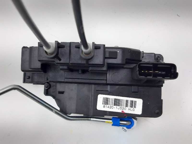 Recambio de cerradura puerta trasera derecha para hyundai i20 city s referencia OEM IAM 814201J520  