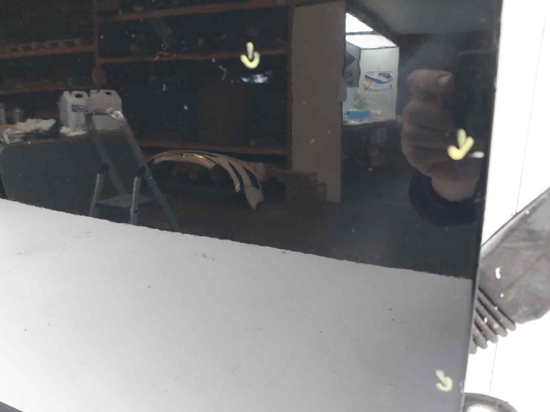 Recambio de puerta delantera derecha para land rover discovery v6 td se referencia OEM IAM BDA780100  