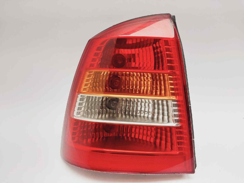 Recambio de piloto trasero izquierdo para opel astra g berlina comfort referencia OEM IAM 93241041  