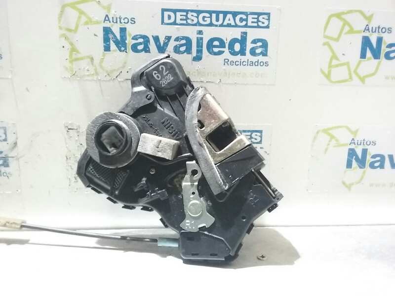 Recambio de cerradura puerta delantera derecha para toyota corolla (e12) referencia OEM IAM  ELECTRICA 
