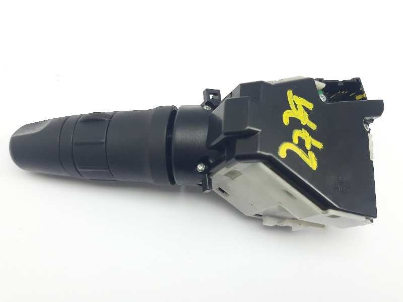 Recambio de mando limpia para nissan tiida (c11x/sc11x) acenta referencia OEM IAM 7X12SD  