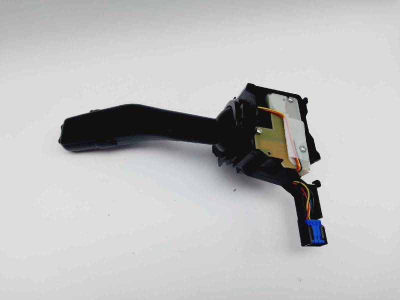 Recambio de mando limpia para seat ibiza (kj1) fr referencia OEM IAM 1K0953519A  