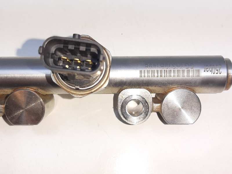 Recambio de rampa inyectora para hyundai tucson essence 2wd referencia OEM IAM 353502B370 9062040005 3534203AC0