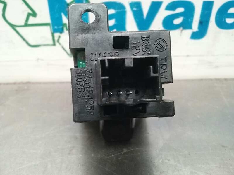 Recambio de warning para fiat bravo (198) 1.9 dynamic multijet referencia OEM IAM 610783 610783 011638