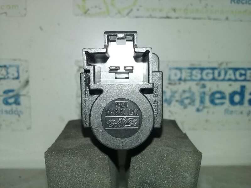 Recambio de interruptor para ford fiesta (cbk) futura referencia OEM IAM 3M5T13480AC SENSOR DE FRENO 