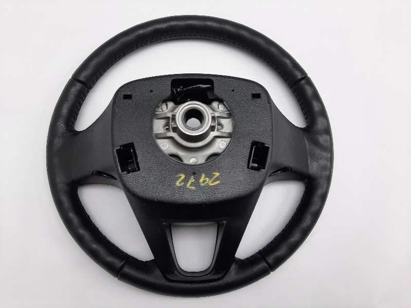 Recambio de volante para hyundai i20 city s referencia OEM IAM 561131J700  