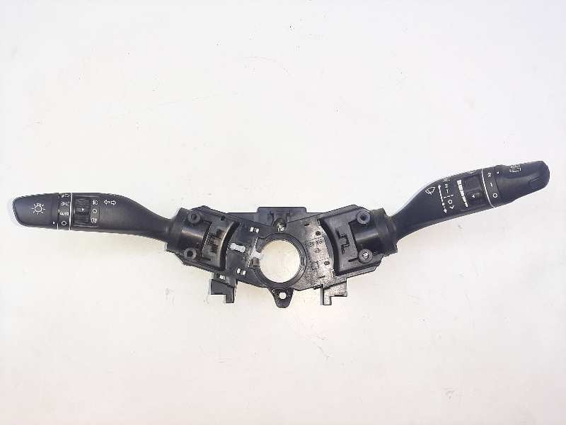Recambio de mando luces para hyundai tucson essence 2wd referencia OEM IAM 93403D3952 1811170000304 