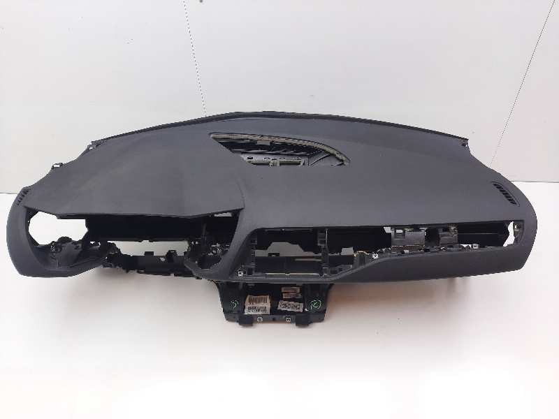 Recambio de salpicadero para citroen c5 berlina premier referencia OEM IAM 96821775ZD 8231T7 
