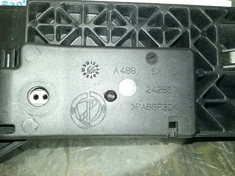 Recambio de maneta exterior trasera izquierda para fiat bravo (198) 1.9 dynamic multijet referencia OEM IAM 242567 242567 MARRON