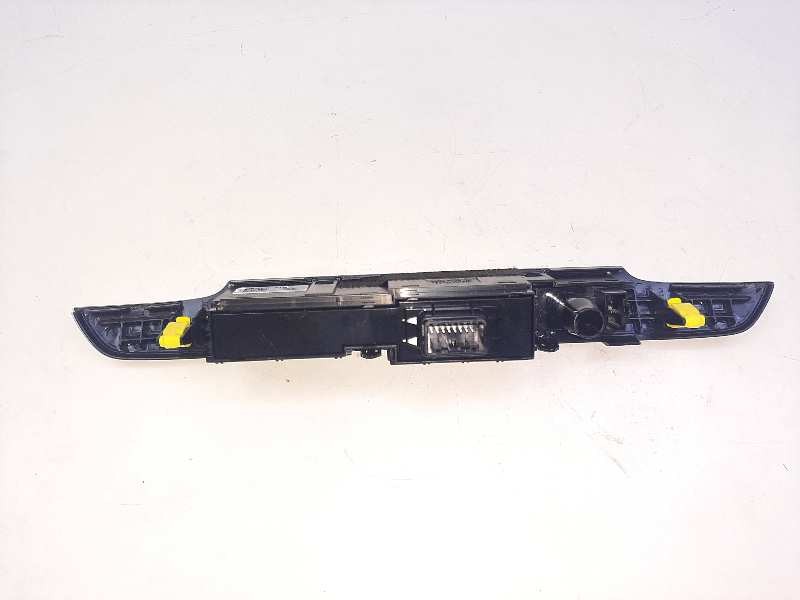 Recambio de warning para hyundai tucson essence 2wd referencia OEM IAM 93700D7100  