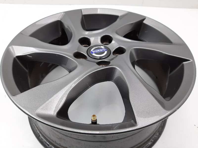 Recambio de llanta para volvo v40 momentum referencia OEM IAM 31400828 0001442014 31381674BL