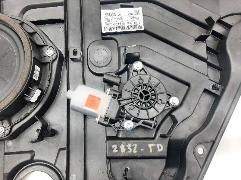 Recambio de elevalunas trasero derecho para hyundai tucson essence 2wd referencia OEM IAM 83460D7000  