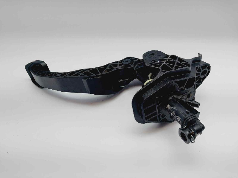 Recambio de pedal embrague para seat ibiza (kj1) fr referencia OEM IAM 2Q1721059  
