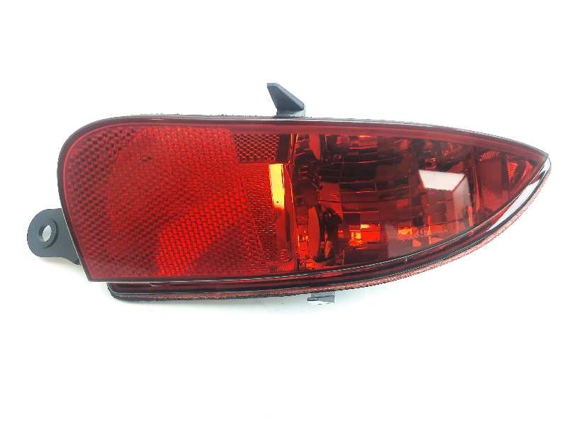 Recambio de faro antiniebla trasero derecho para opel corsa c referencia OEM IAM 16531338  
