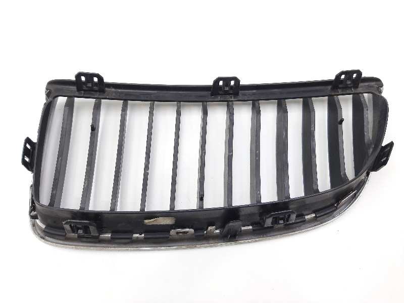 Recambio de rejilla delantera para bmw serie 3 berlina (e90) 325i referencia OEM IAM 22405910  