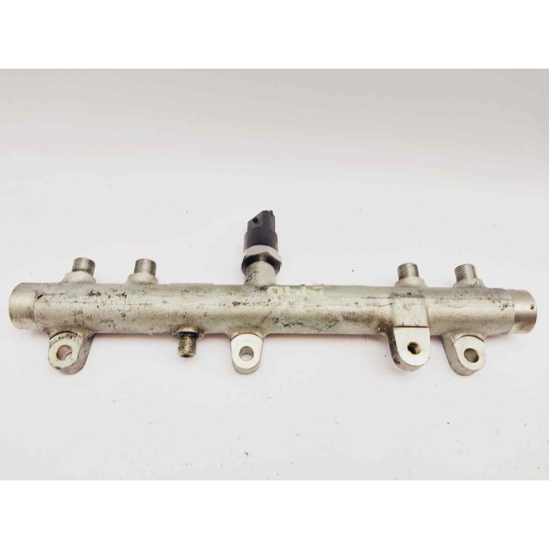 Recambio de rampa inyectora para iveco daily caja cerrada (1999 =>) 35 - c 13 caja cerrada, largo, techo elevado referencia OEM 