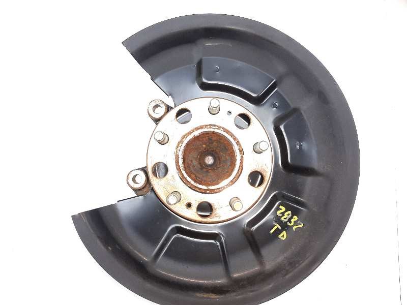 Recambio de mangueta trasera derecha para hyundai tucson essence 2wd referencia OEM IAM  52730C1100 52720D7000