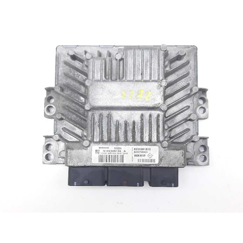 Recambio de centralita motor uce para renault laguna iii referencia OEM IAM 8200981816 8200726923 S122326134A