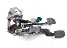 Recambio de pedal embrague para peugeot 208 access referencia OEM IAM 9807334080 4500EA  2