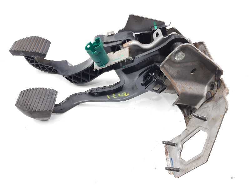 Recambio de pedal embrague para peugeot 208 access referencia OEM IAM 9807334080 4500EA 