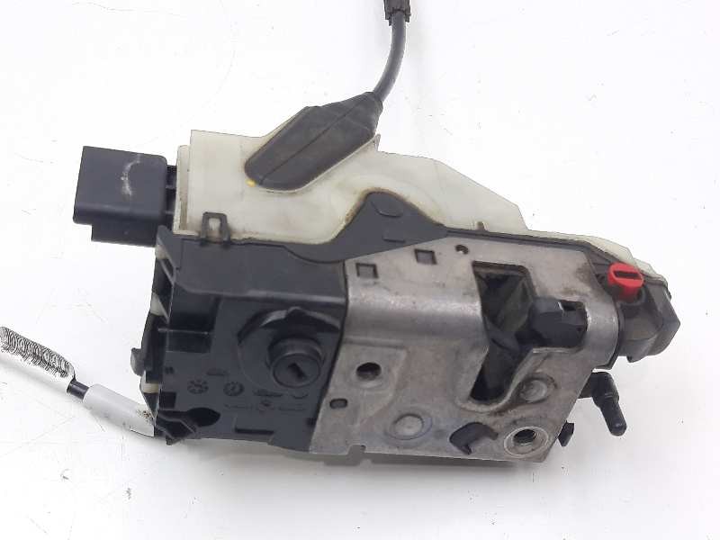 Recambio de cerradura puerta trasera derecha para peugeot 208 access referencia OEM IAM 9812501180  