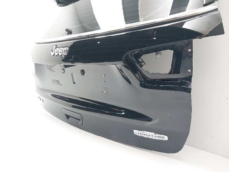 Recambio de porton trasero derecho para jeep compass ii limited 4x4 referencia OEM IAM 68242348AA  