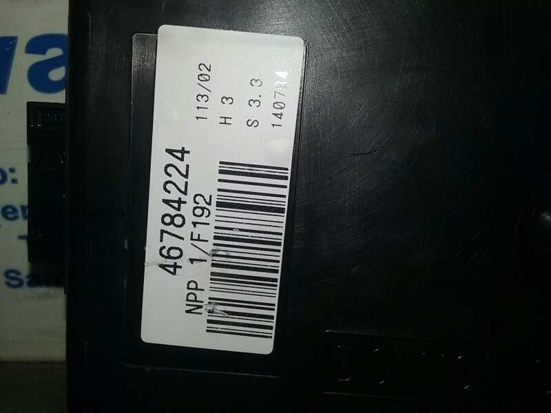 Recambio de centralita cierre para fiat stilo (192) referencia OEM IAM 46784224 46784224 PA6GF30