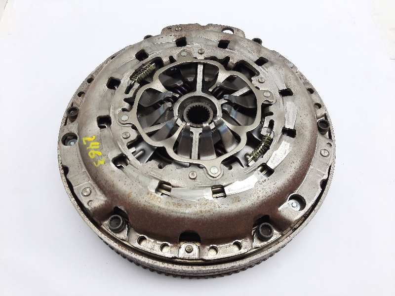 Recambio de volante motor para seat exeo berlina (3r2) style referencia OEM IAM 03G141031P 03G105266BH 