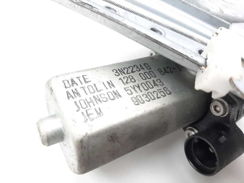 Recambio de elevalunas delantero derecho para dacia sandero referencia OEM IAM 8200733828E 128000842J 