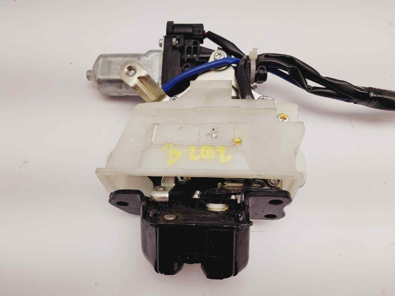 Recambio de cerradura maletero / porton para lexus rx 400h referencia OEM IAM 41232010080  