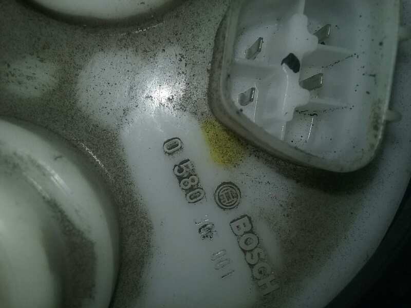 Recambio de bomba combustible para toyota avensis berlina (t25) 2.0 16v cat referencia OEM IAM  BOSCH 