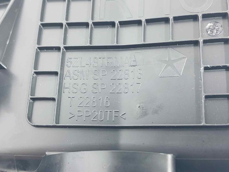 Recambio de rejilla aireadora para jeep compass ii limited 4x4 referencia OEM IAM 5UT63NCCAB 5ZL48TRMAA 5UT63NCCAA
