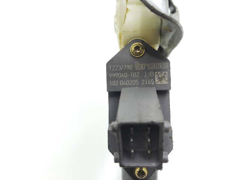 Recambio de elevalunas delantero derecho para toyota avensis berlina (t25) referencia OEM IAM 0130822032 999060102 