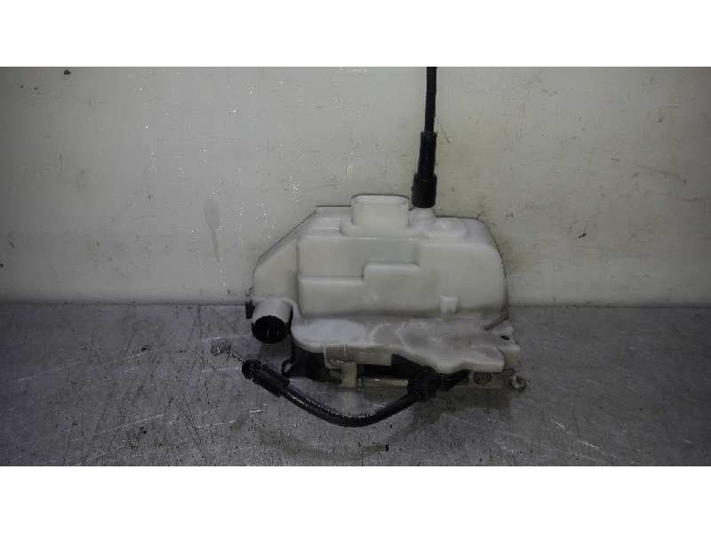 Recambio de cerradura puerta delantera derecha para renault scenic ii expression referencia OEM IAM 119121  