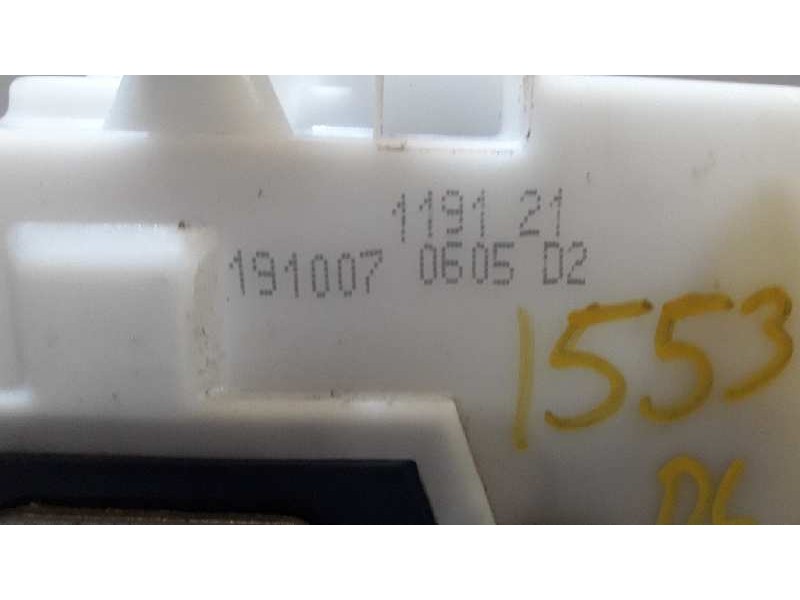 Recambio de cerradura puerta delantera derecha para renault scenic ii expression referencia OEM IAM 119121  