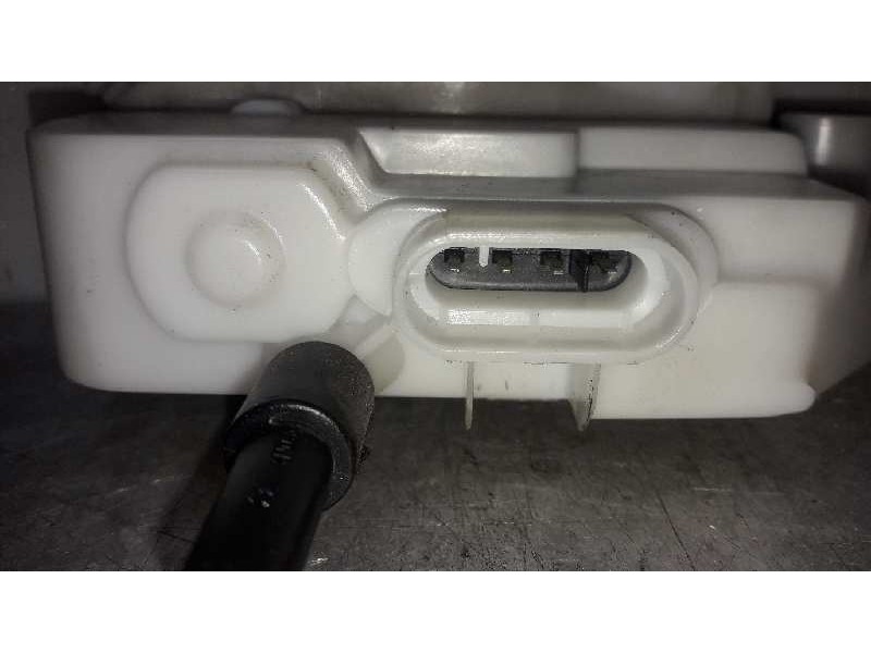 Recambio de cerradura puerta delantera derecha para renault scenic ii expression referencia OEM IAM 119121  