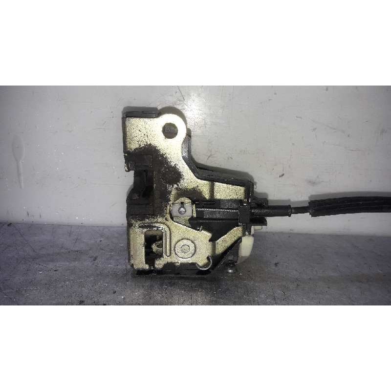 Recambio de cerradura puerta delantera derecha para renault clio ii fase ii (b/cb0) confort expression referencia OEM IAM   