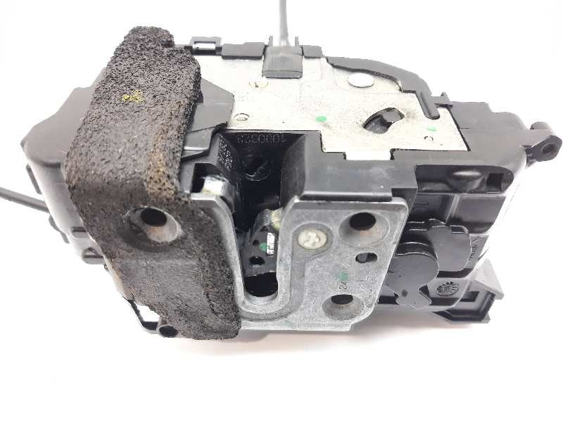 Recambio de cerradura puerta trasera izquierda para renault laguna iii referencia OEM IAM 825010003R  