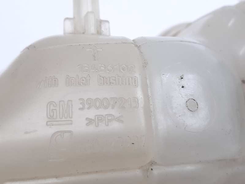 Recambio de deposito expansion para opel corsa e edition referencia OEM IAM 390072132  