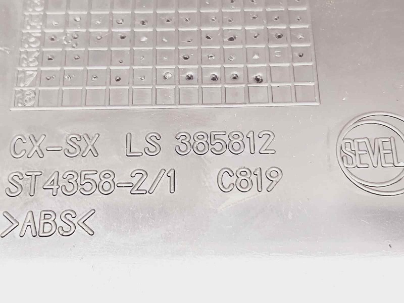 Recambio de rejilla aireadora para fiat ducato caja cerrada (250) referencia OEM IAM LS385812  