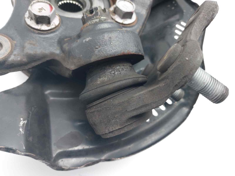 Recambio de mangueta delantera derecha para toyota auris advance referencia OEM IAM 432120D230  