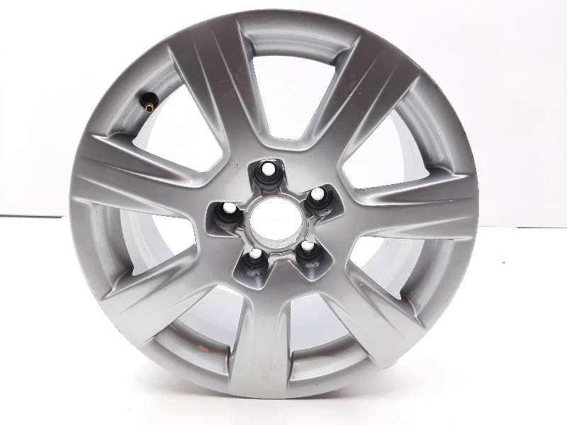 Recambio de llanta para audi a4 ber. (b8) básico referencia OEM IAM 8K0601025A  