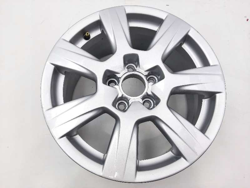 Recambio de llanta para audi a4 ber. (b8) básico referencia OEM IAM 8K0601025A  